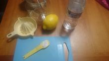 塩レモン水の材料